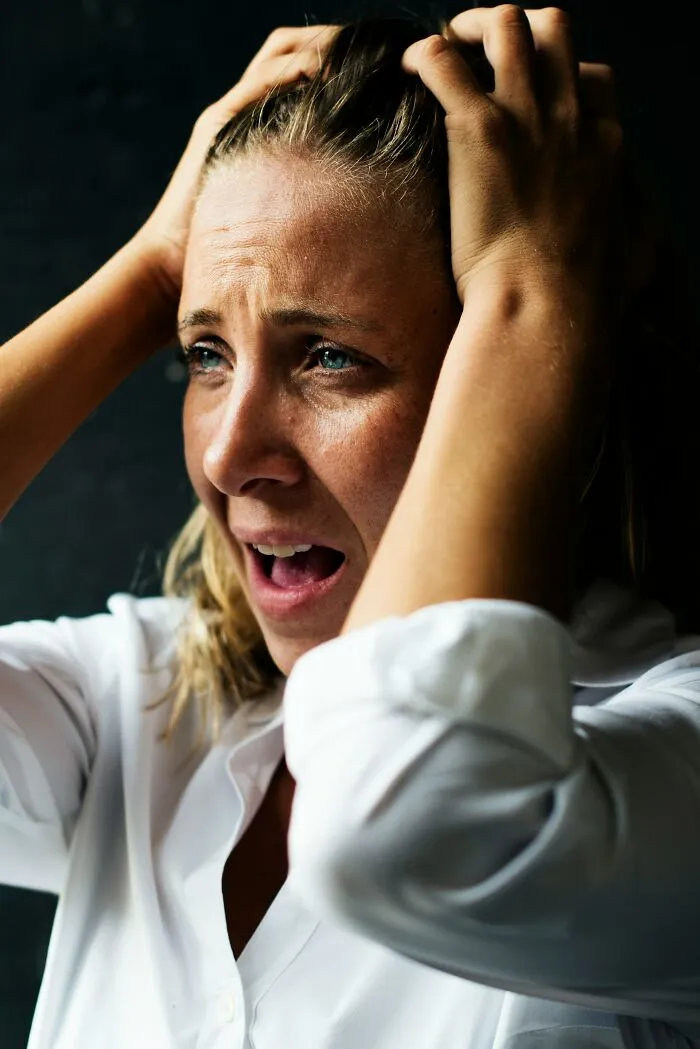 "The Whole Store Went Quiet": 35 Public Horror Stories That Are Worse Than Any Horror Movie