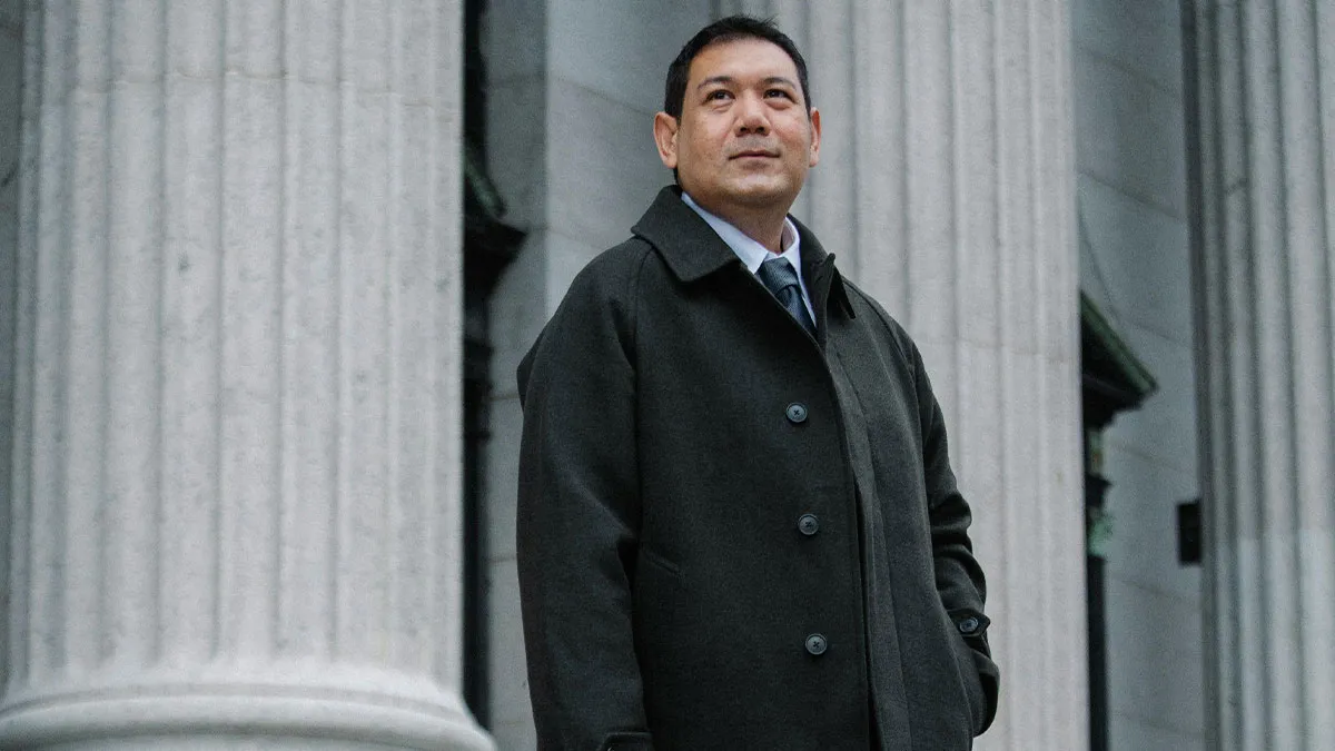Delusional Man Attends First Job Interview In 38 Years And Completely Ruins It By Trying To Steal The Job Of The CFO
