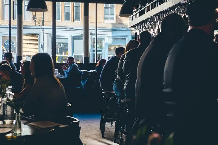53 Things Bartenders Overheard That They Wish They Could Forget