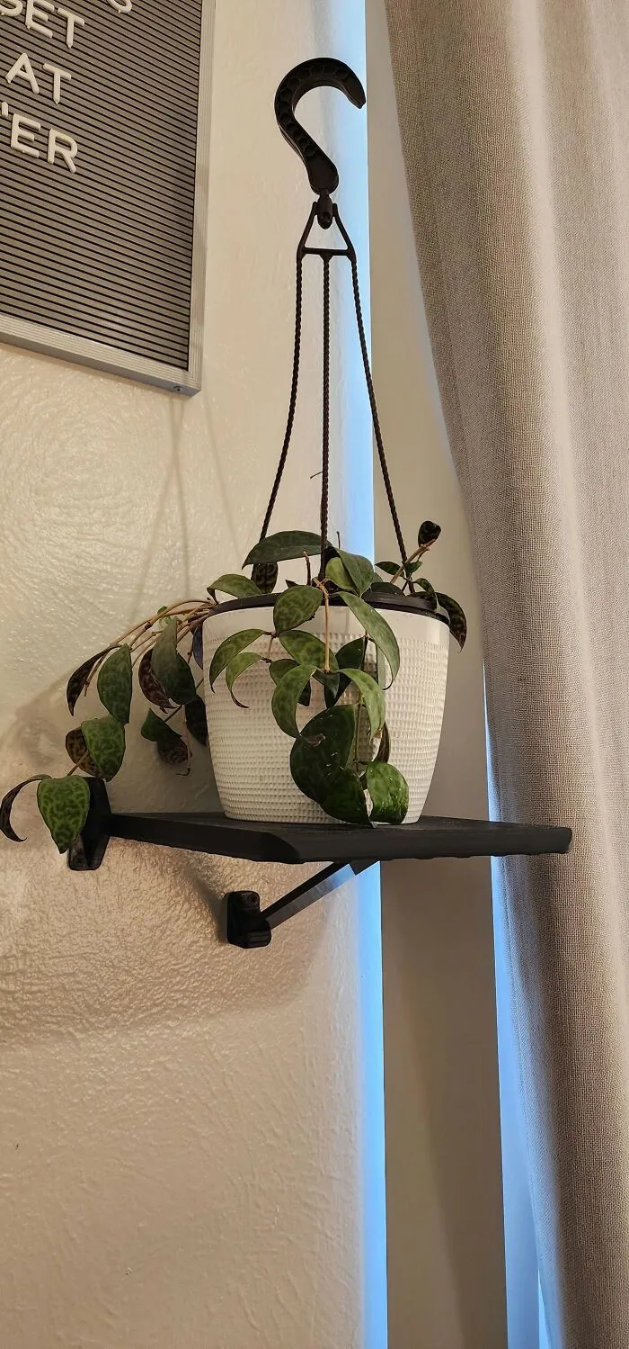 Hi Everyone, I Created A 3D Printed Folding Wall Shelf That Folds Up When Not In Use