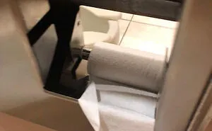 “I Fell Down Just Looking At The Picture”: 69 Hilariously Horrible Bathroom Designs