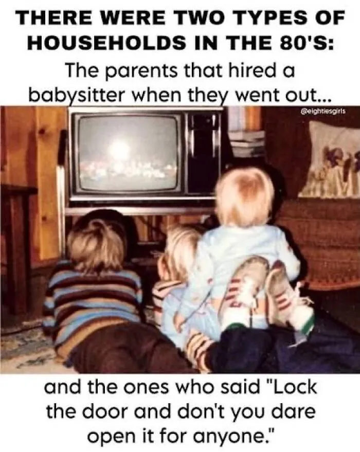 Children watching TV in a Gen X meme about 80s households and babysitters.