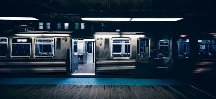 "The Whole Store Went Quiet": 35 Public Horror Stories That Are Worse Than Any Horror Movie