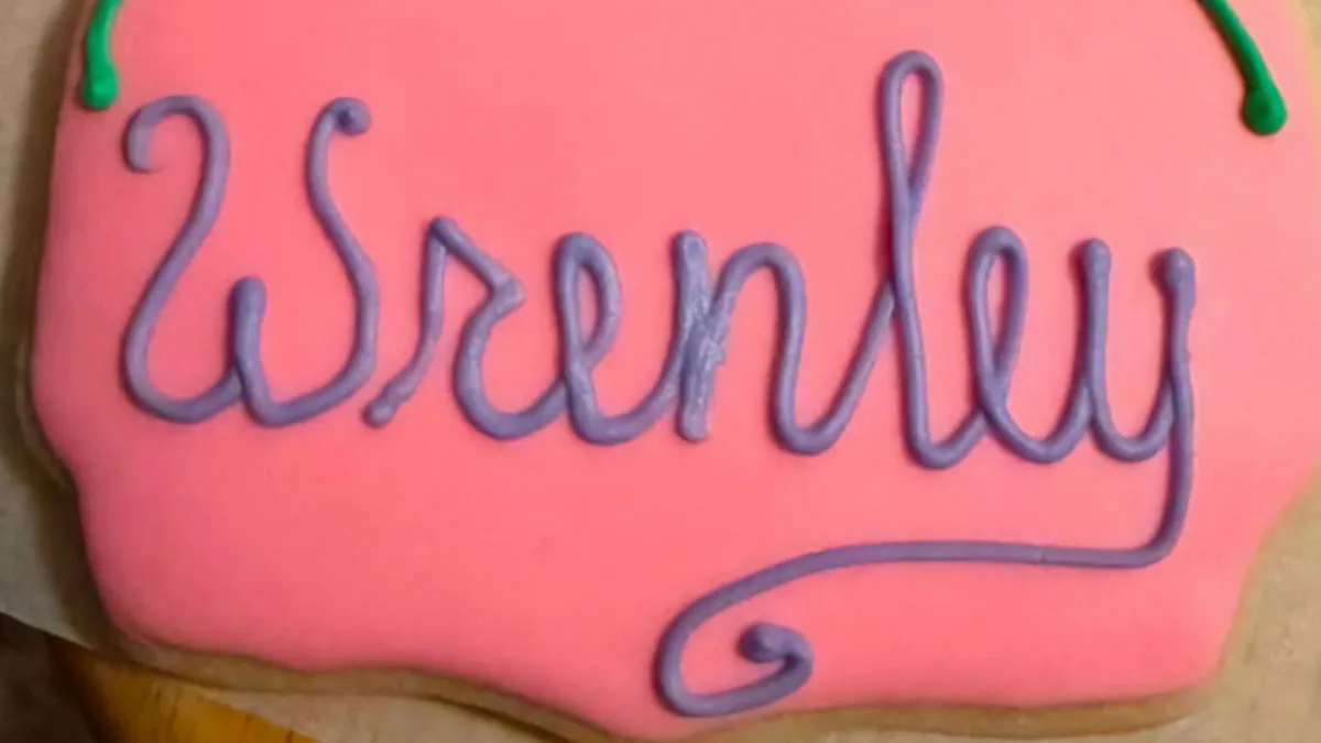 67 Screenshots And Pics People Had To Take After Noticing Absurd And Ridiculous Names 