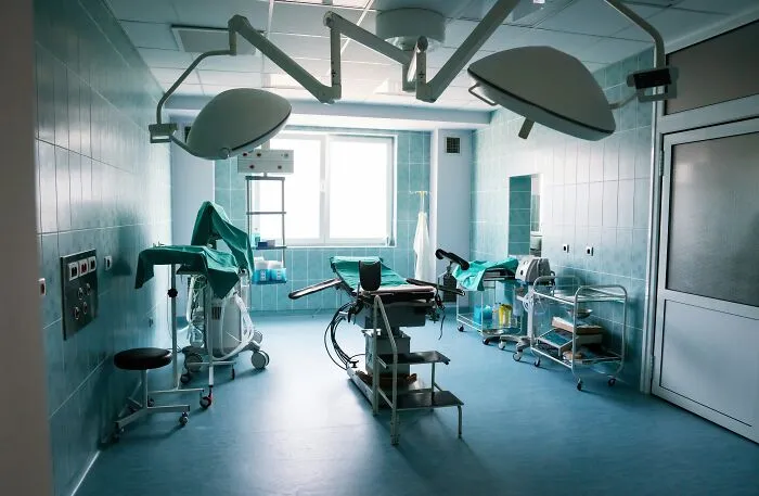 63 True Hospital Horror Stories Shared By Nurses And Doctors Who’ll Never Forget Them