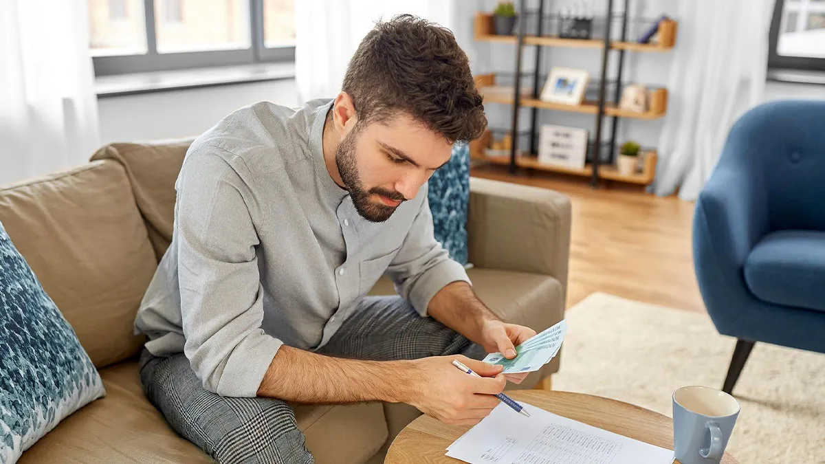Son Finds Out His Mom Wants $3K From His $6K Check, So His Wife Sends A Formal Reality Check