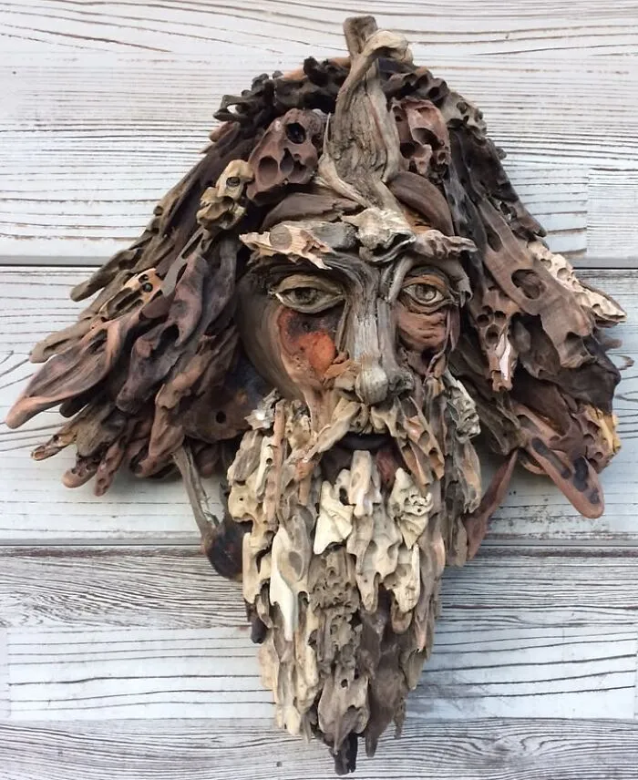 27 Mesmerizing Portrait Sculptures Crafted From Naturally Found Wood By This Artist
