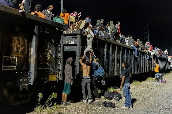 “The Round Trip: And Endless Border” By David Peinado