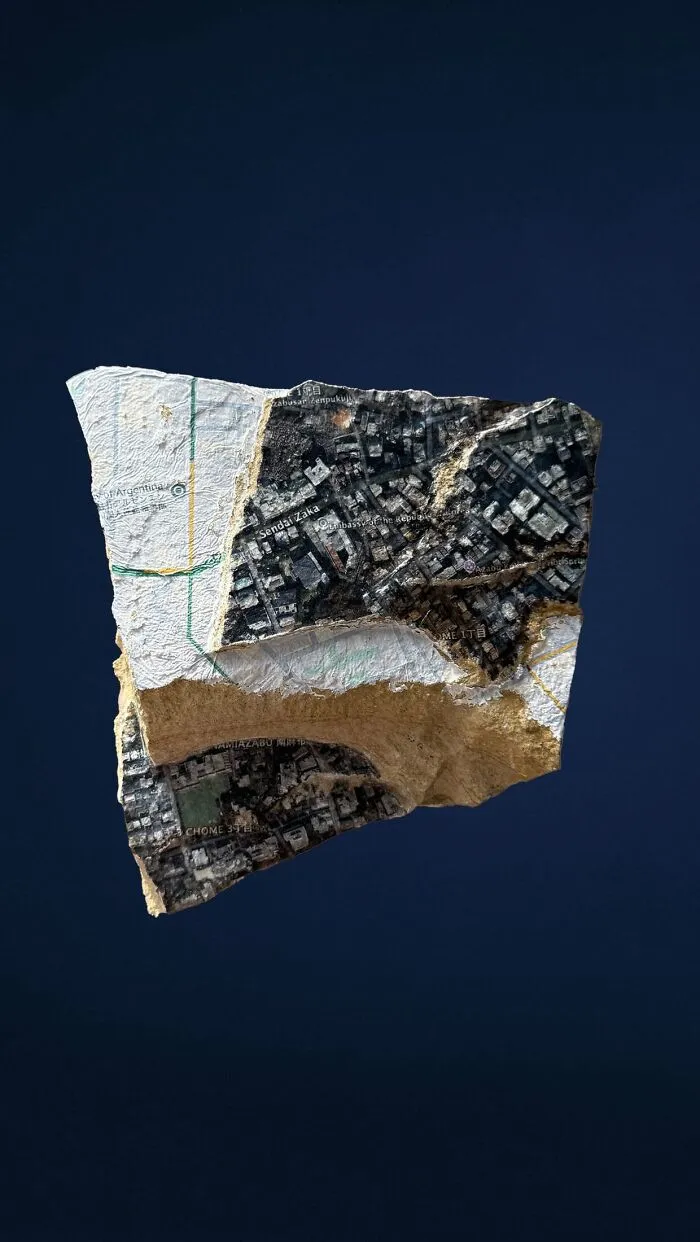 16 Incredible Artworks That Turn Modern Technology Into Ancient Relics