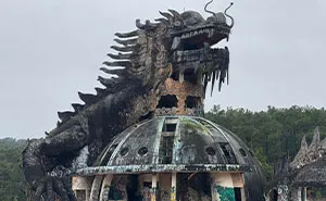 “Still Full Of Alcohol”: 96 Treasures Urban Explorers Found In Places Everyone Else Forgot