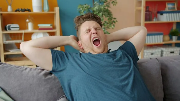 42 Psychological Tricks That Will Make You Look Like You Can Read Minds