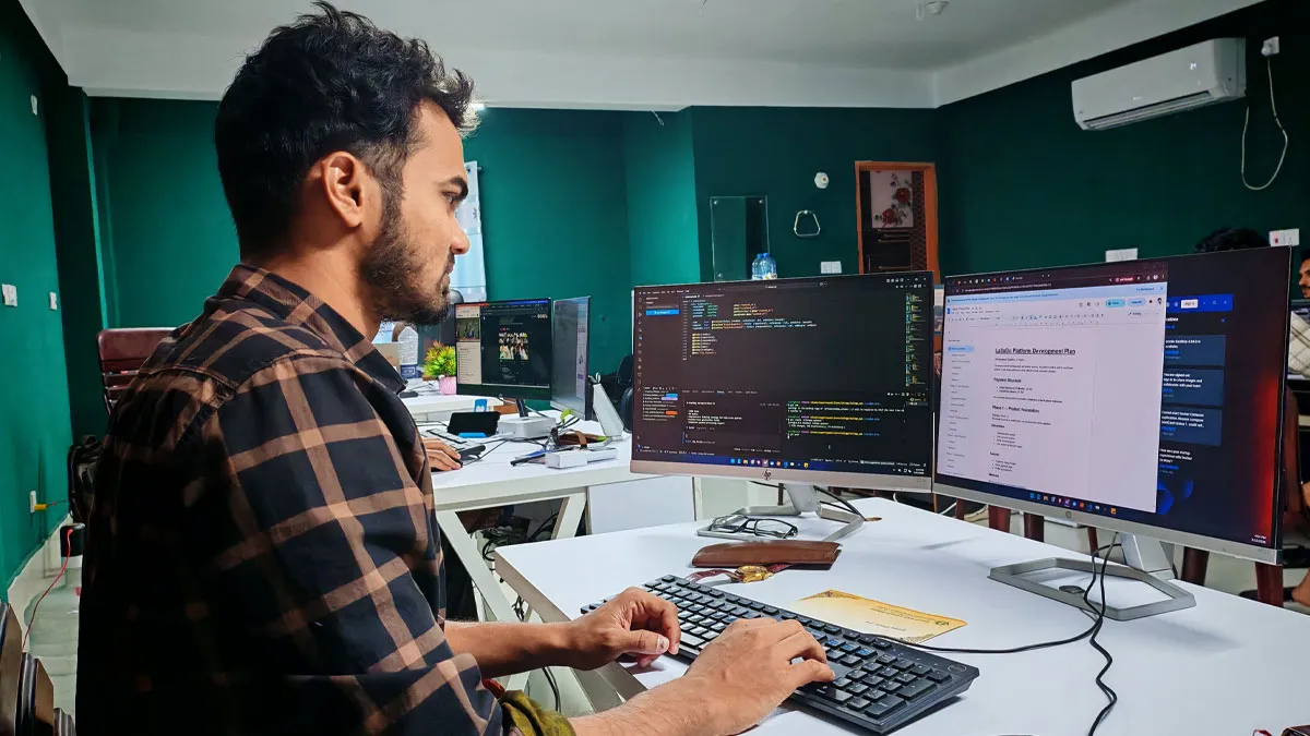 IT Director Quits After Learning Bosses Plan To Fire Him, They Panic As He Deletes Every Password