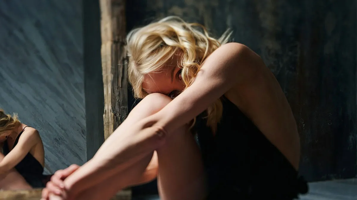 "I Fear It's Over": 59 Messy Secrets People Could Never Reveal To Their Closest Friends