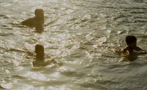 57 People Who Met Someone Extremely Evil Share How They Knew Something Was Wrong