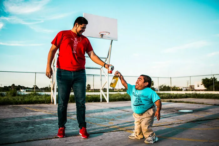 I Thought The World's Hardest Stories Were In War Zones, Until I Became A Father (24 Pics)