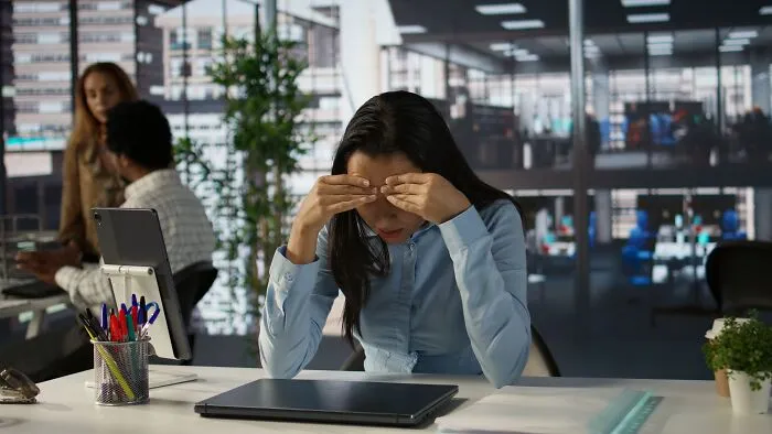 Employees Share 37 Ridiculous Corporate Habits That Just Waste Everyone’s Time