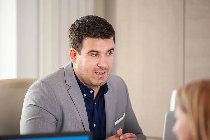 Employees Share 37 Ridiculous Corporate Habits That Just Waste Everyone’s Time