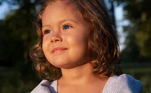 Mixed-Race Mom's Savage Reply Leaves Everyone Who Questions Her Blue-Eyed Daughter Speechless
