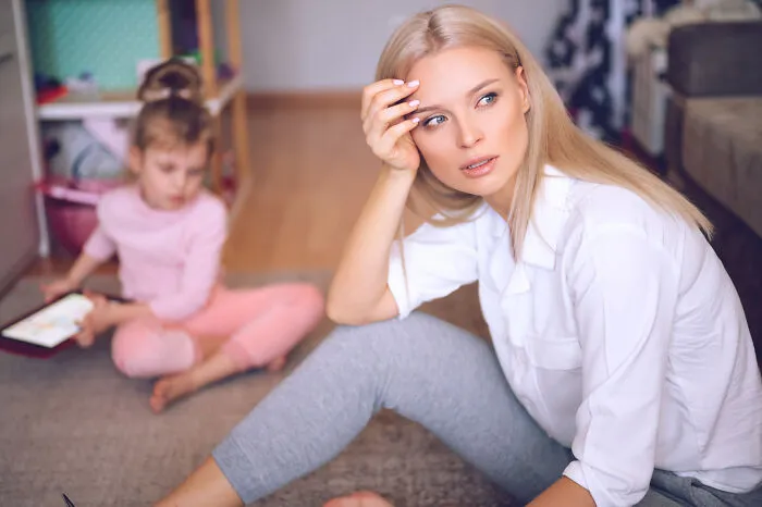 40 People Dated Someone Attractive Enough To Ignore Every Dealbreaker Until It Was Too Late