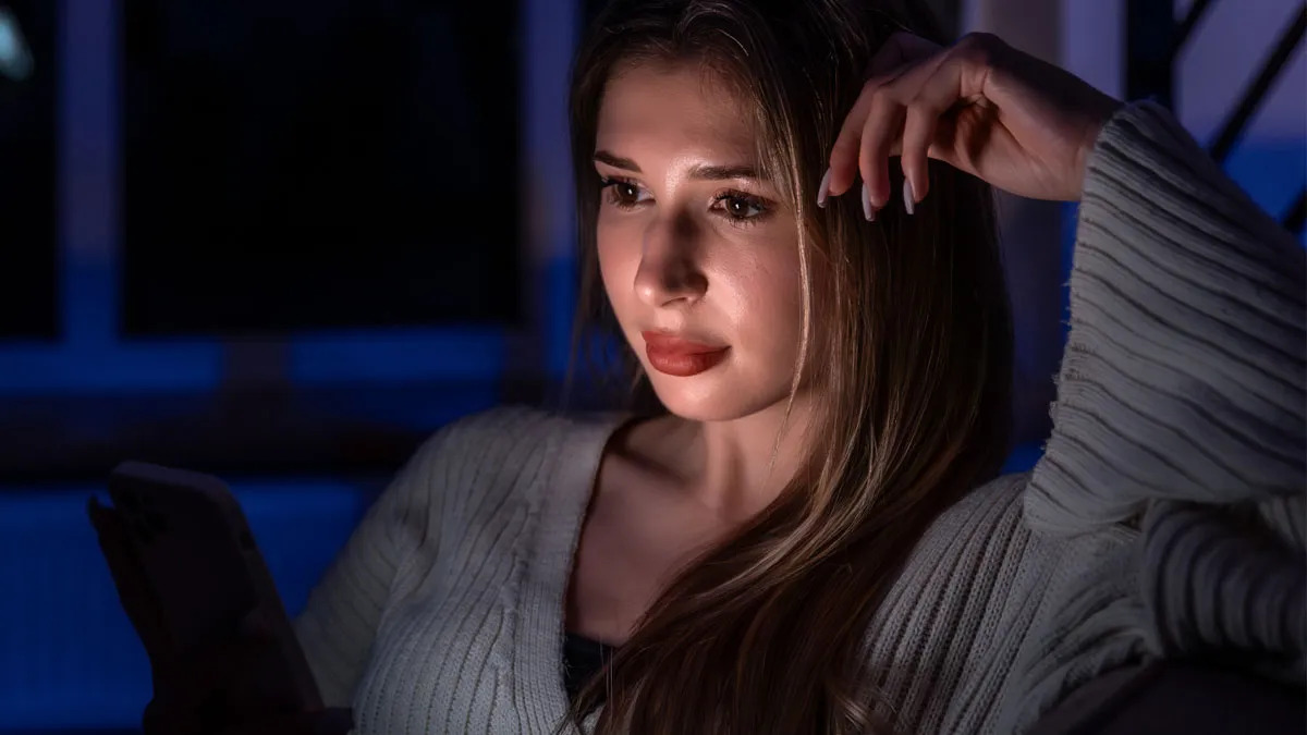 Woman Gets Creepy Messages From Someone Her Boyfriend Hasn't Spoken To In Years
