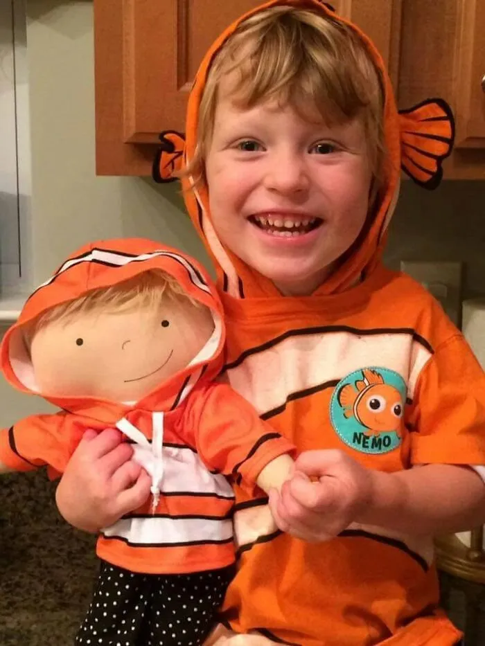 This Woman Custom-Makes Dolls To Look Like The Children Who Will Receive Them (20 New Pics)