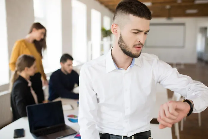 People In HR Reveal 87 Of The Most Absurd Employee Behaviors That Got Someone Fired