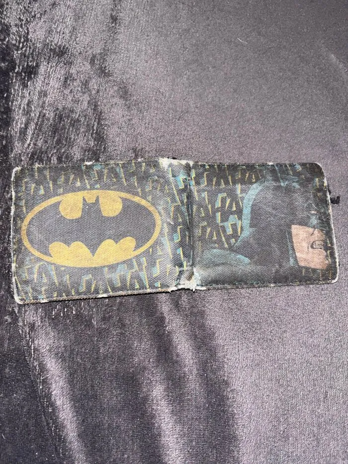 Gave My Dad This Wallet When I Was 4, I’m Gonna Be 16 Soon And He Still Uses It
