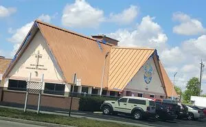 75 Buildings That Changed Their Purpose But Not Their Appearance, And The Results Are Hilarious