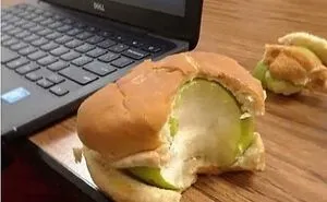 89 “Hmmm” Images That Nobody Asked For, But Everyone Needed