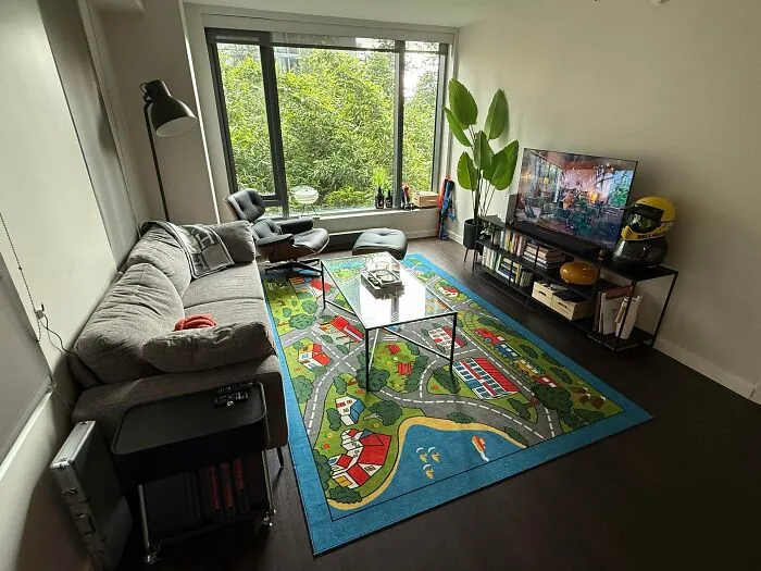 25m - The Rug Is My Only Personality Trait