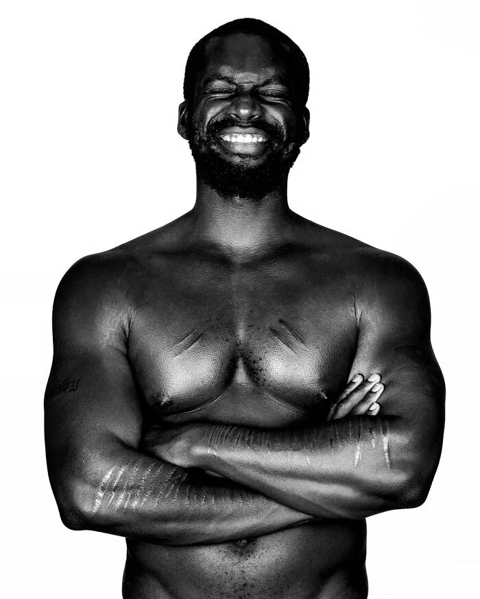“Derek Owusu”