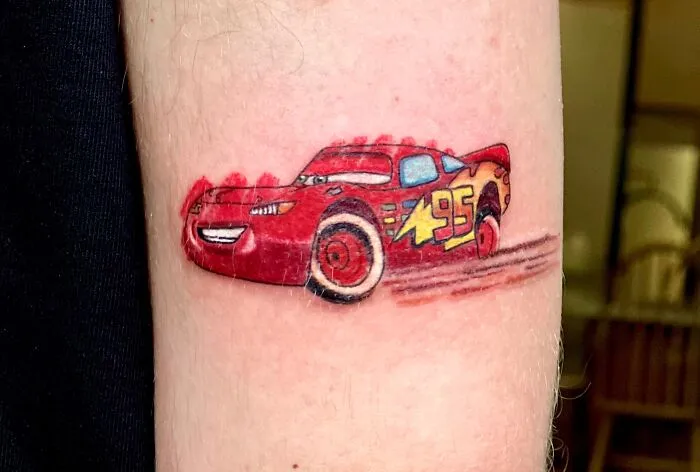 30 Tattoos By This Artist That Look Like They Were Scribbled With Pastel Crayons