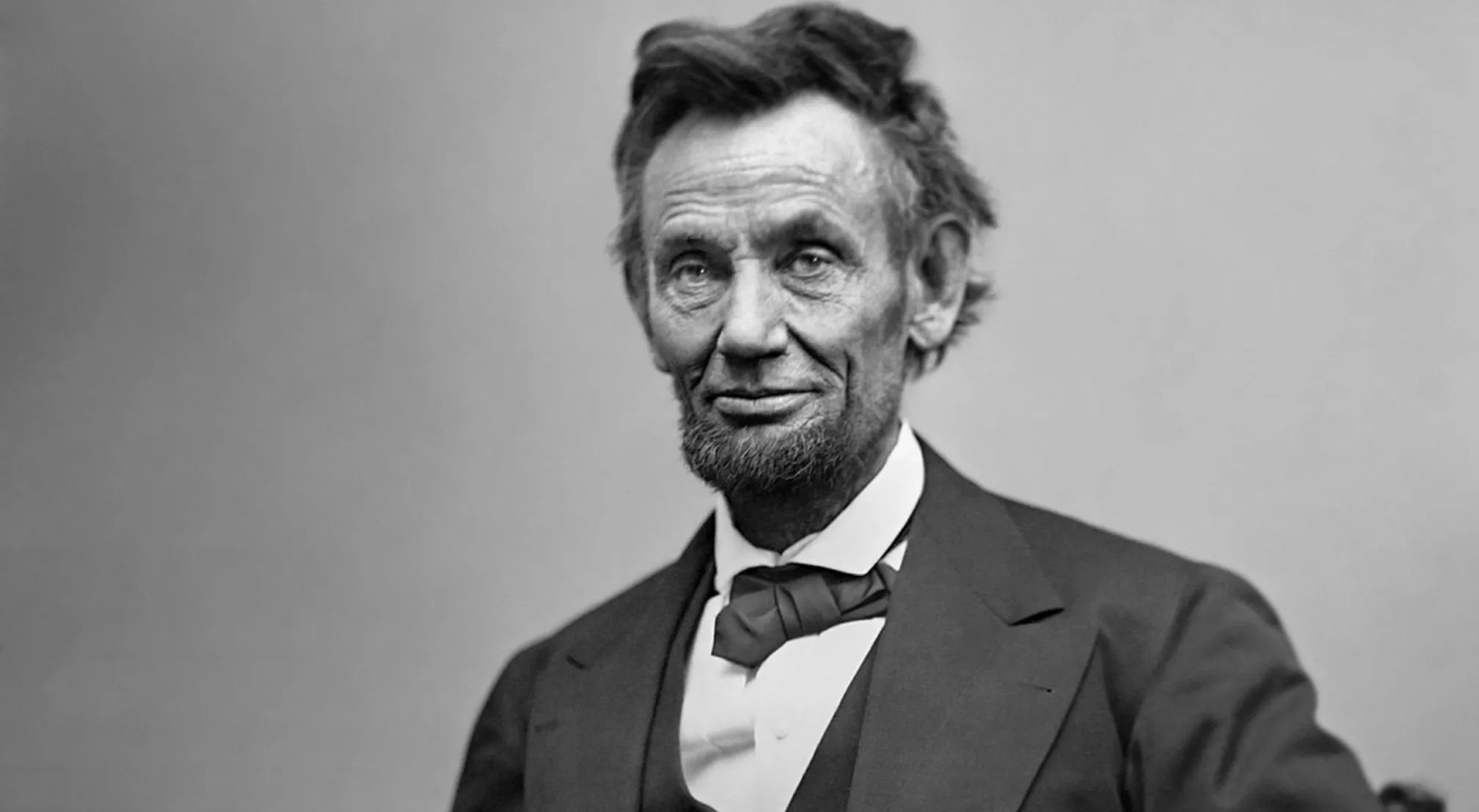 Black and white photo of Abraham Lincoln, an elementary school president. True or false.