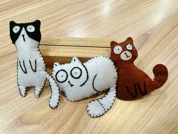 Cat Brooches I Made Recently