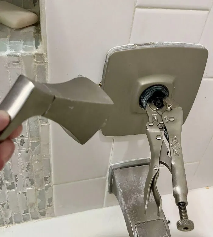 Shower Handle Broke While Already Late For A Job Interview. Vice To The Rescue