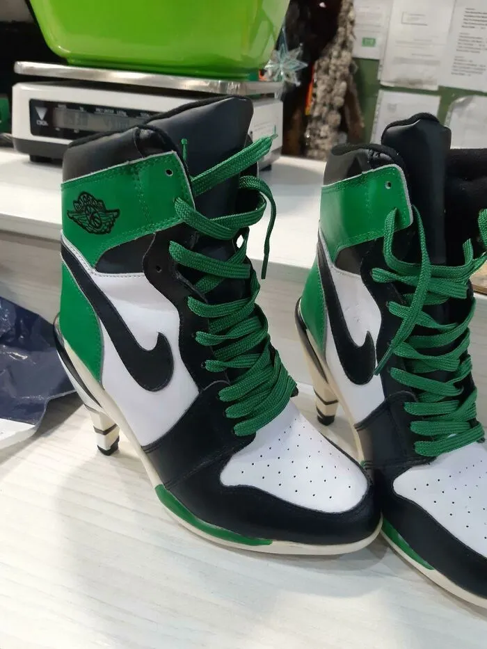 My Girlfriend Went Thrifting And Found This (Also The Jordans Are Fake If That Wasn't Obvious Enough)