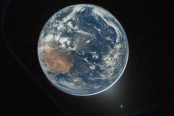 Breaking: Artemis II Crew Captures New Photo Of Earth