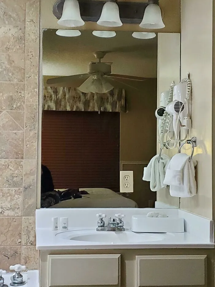 This Mirror At The Resort Im Staying At