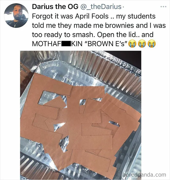 Brown Es LOL