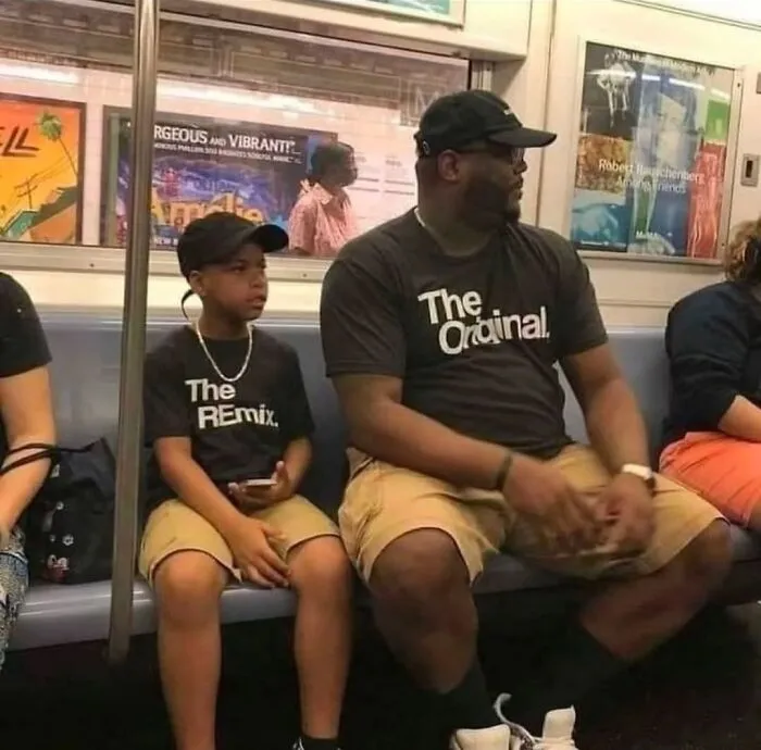 33 Hilarious Examples Of Perfect Timing Creating Unexpected And Chaotic Photos, As Shared By This Page
