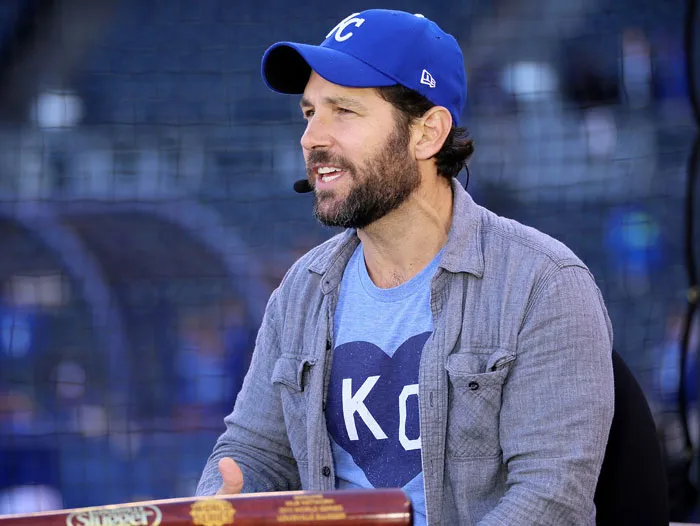 53 Unexpected Celebrity Encounters That Flipped The Script On Fans