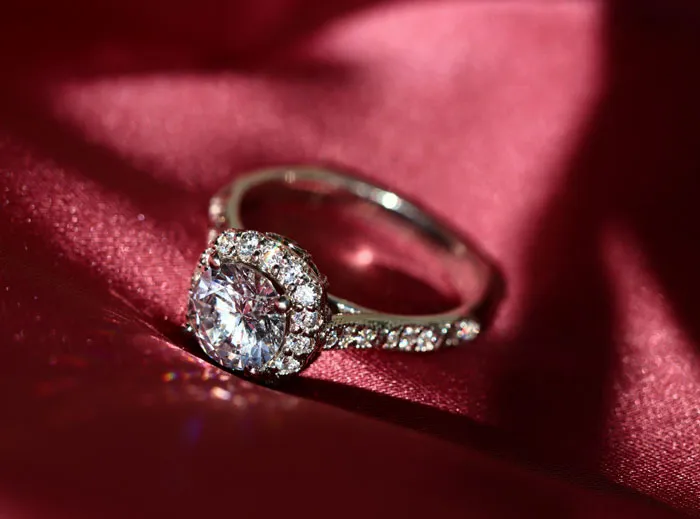 65 Men Reveal The Moments Their Girlfriend Went From Future Wife To Absolutely Not