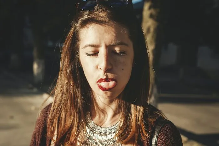 45 Lifelong Friendships That Fell Apart In Ways Nobody Saw Coming