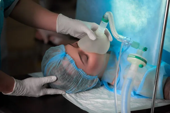 “They Told Me It Wouldn’t Be That Bad”: 62 People Share Extremely Painful Medical Procedures