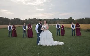 82 Hilarious Wedding Photos That Prove No Big Day Is Ever ‘Perfect’