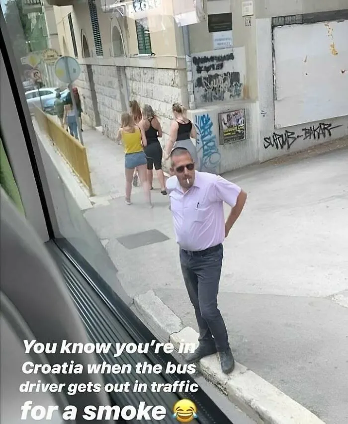 Peak Mediterranean Efficiency: When The Traffic Is So Bad Even The Bus Driver Needs A Break