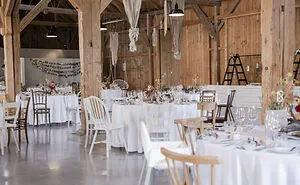 Some People Forget That They Have Guests At Their Wedding And Get Exposed In These 44 Stories