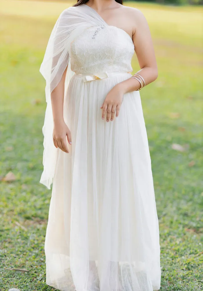 Mil Keeps Making Threats About Wearing White To Our Wedding