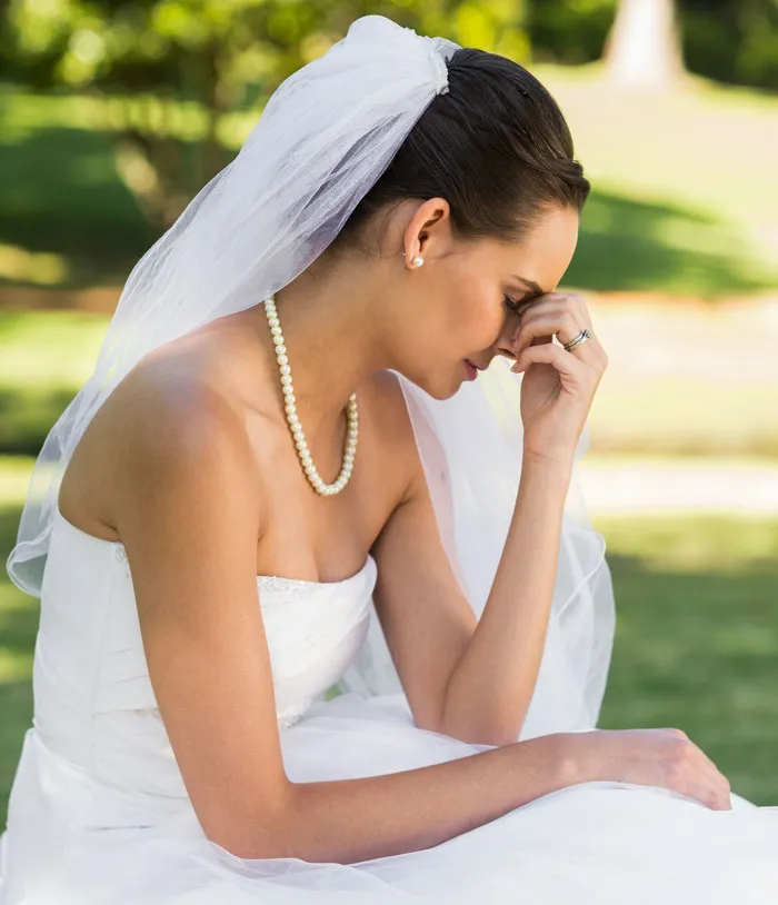 Bridesmaid’s Boyfriend Breaks Up With Her At Wedding