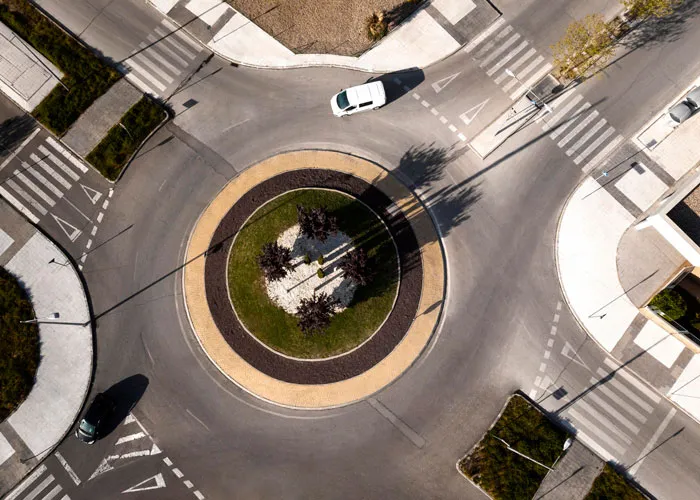 Can I Legally Go Around A Roundabout As Many Times As I Want?